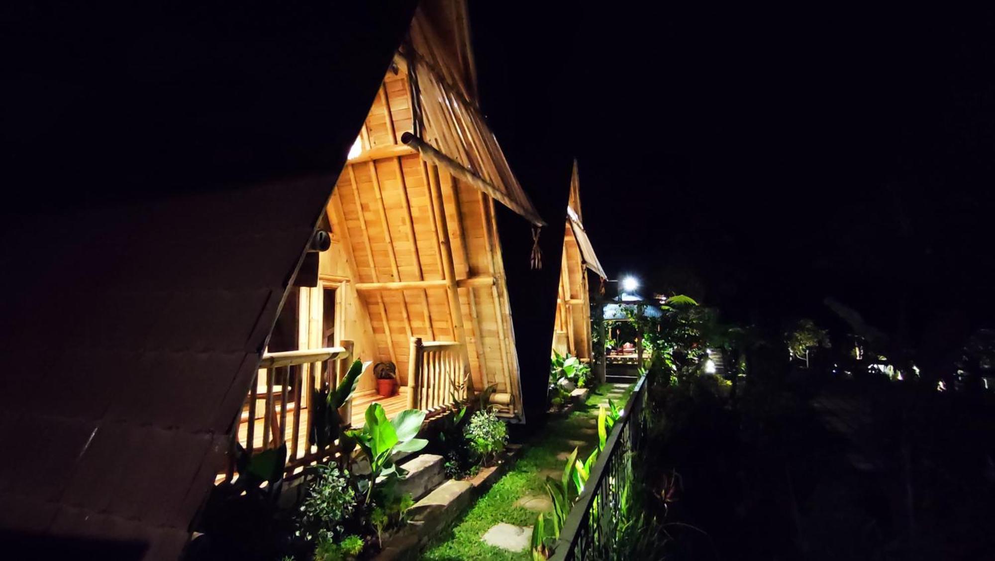 Sekumpul Bali Hidden Space Singaraja Extérieur photo