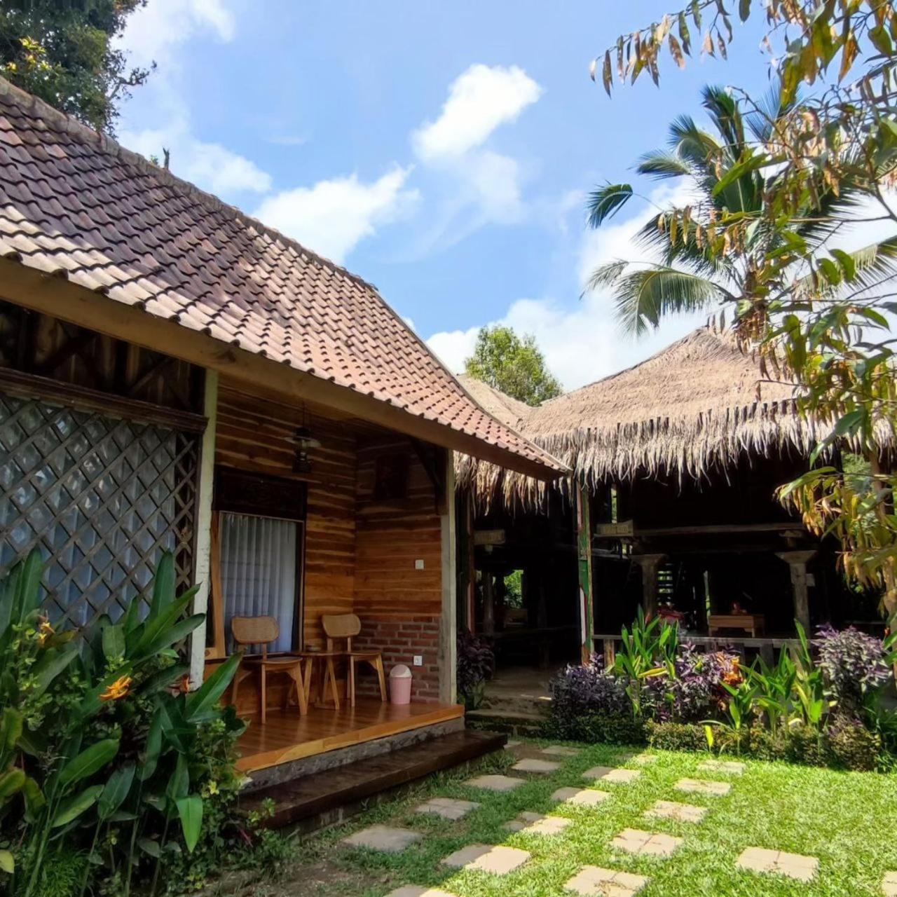 Sekumpul Bali Hidden Space Singaraja Extérieur photo